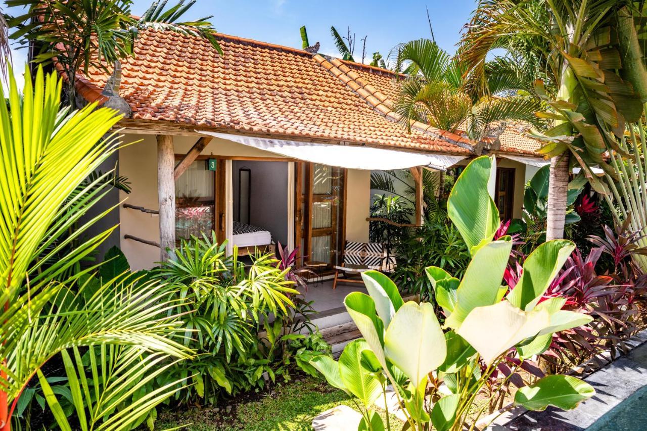 Seaside Tribe - Boutique Surf Stay & Retreat Tanah Lot  Exterior photo